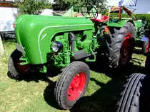 ALLGAIER A133; 2467ccm; Baujahr 1956 hat bei der Oldtimerveranstaltung in M�nsteuer noch eine Parkl�cke ergattert; 120812