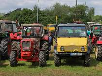 Ein Gldner und ein Unimog beim Treckertreff Aldekerk, 13.5.12 