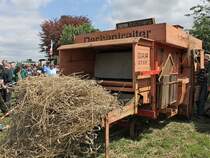 Dechentreiter Dreschmaschine auf dem Treckertreff Aldekerk, 13.5.12 