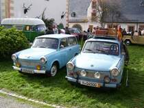 Zwei mal Trabant 601 am 3 Oktober 2007 auf Schloss Augustusburg.