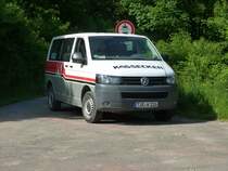 VW T5 der Firma  KASSECKER  eingesetzt an der Laugenleitungsbaustelle der K&S im Bereich 36100 Petersberg-Marbach im Juni 2013