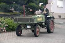 Martin und sein Arbeitstier Fendt GT 230 sind bei der Sonntagstour der Marbacher Traktorenfreunde am 20.07.08 dabei