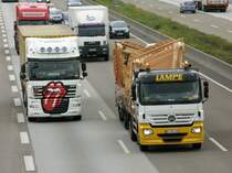 Elefantenrennen auf der A 5 bei Frankfurt Flughafen.