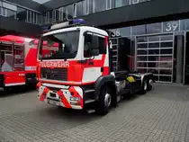 WLF MAN TGA der Berufsfeuerwehr Frankfurt am 15.06.13 von der Seite beim Tag der Offenen T�r
