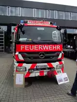 Mercedes Benz Axor der Berufsfeuerwehr Frankfurt alias R�stwagen Schiene am 15.06.13 beim Tag der Offenen T�r  