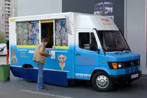 MB T1 als  PERILLI-Eismobil  unterwegs in Fulda, Juni 2013