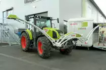 Claas Arion 420 mit Crop Sensor ausgestellt am  Tag der offenen T�r  anl. Neuer�ffnung der CLAAS-Niederlassung in H�nfeld-Michelsrombach, Juni 2013