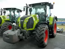 Claas Arion 530 ausgestellt am  Tag der offenen T�r  anl. Neuer�ffnung der CLAAS-Niederlassung in H�nfeld-Michelsrombach, Juni 2013
