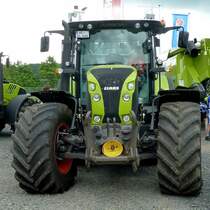 Claas Arion 640 ausgestellt am  Tag der offenen T�r  anl. Neuer�ffnung der CLAAS-Niederlassung in H�nfeld-Michelsrombach, Juni 2013