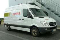 MB Sprinter als Werbetr�ger der Firma  CLAAS  geh�rt zur neuen Claas-Niederlassung in H�nfeld-Michelsrombach, Juni 2013