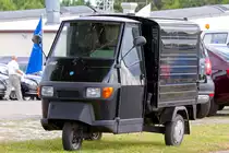 Am Strassenrand abgestellter Ape. - 23.06.2013
