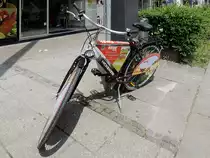 McKenzie-Fahrad im Einsatz als REWE-CITY-BIKE in M�nchen; 130607