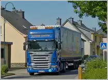 Scania R420 Sattelzug fotografiert am 19.06.2013.