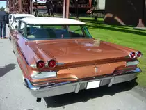 Heckansicht eines Pontiac Ventura 4-dorr Hardtop des Jahrganges 1960. Oldtimertreffen Kokerei Zollverein am 02.06.2013.