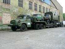 noch alles aufgesattelt, Tatra 148 Sattelzugmaschine,
zu Gast beim 7. Internatinalen Ostblock Fahrzeugtreffen in Ptnitz am 05.07.2008