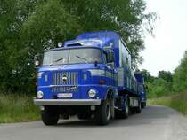 das Einzelstck einer W 50 Sattelzugmaschine, beim 7. Internatinalen Ostblock Fahrzeugtreffen in Ptnitz am 06.07.2008