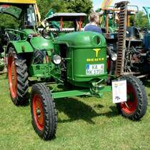 Deutz gesehen bei der Oldtimerausstellung in Karlsdorf-Neuthard im Juni 2013