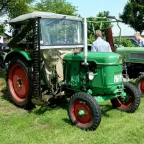 Deutz gesehen bei der Oldtimerausstellung in Karlsdorf-Neuthard im Juni 2013