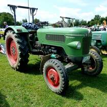 Fendt Farmer ist anl. des Sommerfestes in Karlsdorf-Neuthart ausgestellt, Juni 2013
