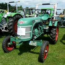 Kramer KA 110 steht beim Sommerfest in Karlsdorf-Neuthart, Juni 2013