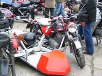 MZ TS 250 Gespann mit einen Eigenbau Seitenwagen beim Wintertreffen 2008 auf der Augustusburg.