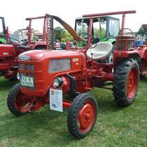 Fahr D 88 steht auf dem Ausstellungsgel�nde beim Sommerfest in Karlsdorf-Neuthart, Juni 2013