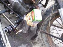 Der Glhweihnkocher am AWO Gespann. Bei den Temperaturen sicherlich sehr ntzlich! (Januar 2008, Schloss Augustusburg)