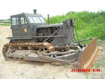 Planierraupe (ehem. NVA), gesehen am Autohof Quirla an der A4 am 21.06.08