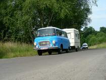 fr die  Nrgler  von schiefen Bildern

die Perspektive wurde bewut gewhlt,  B 1000 mit neueren Bastei
am Harken, 7. Internatinalen Ostblock Fahrzeugtreffen in Ptnitz am 06.07.2008
