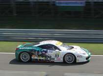 Ferrari 458 Italia in der Superstars Series. Aufnahmezeit: 29.06.2012.
