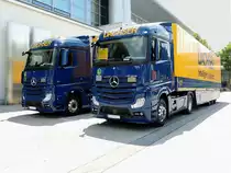 ACTROS-1845 von DACHSER strahlten anl�sslich der Transport-Logistic2013 in M�nschen im Doppelpack um die Wette; 130607