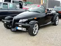 PLYMOUTH-Prowler, ist einer von 1912 St�ck mit schwarzer Lackierung; 130706