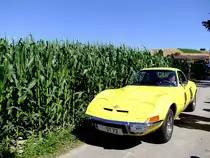 OPEL GT-AL1900, welcher sein Baujahr in das Kennzeichen einfliessen l�sst; ist zur  soeben bei der 8.Wadholz-Classic2013 gestartet; 130721