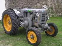 italienischer Traktor  LANDINI  L35 (Aufnahmedatum 19.09.2012)