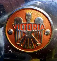 Victoria, Emblem am Oldtimer-Motorrad des N�rnberger Herstellers, Juli 2013