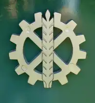 Kramer, K�hleremblem eines Oldtimer-Schleppers, die schw�bische Firma baute von 1925-73 Traktoren, Juli 2013