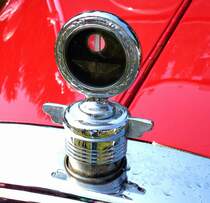 Willys-Overland, K�hlerfigur an einem Oldtimer, die Autofirma wurde 1912 in den USA gegr�ndet, Juli 2013