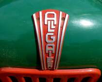 Allgaier, Aufschrift auf dem K�hler eines Oldtimer-Traktors, die w�rttembergische Firma baute von 1946-55 Traktoren, Juli 2013