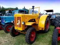 Ein Traktor der Marke Hanomag, Typ R 55C, Baujahr 1955.
Gesehen bei den Historischen Feldtagen in Nordhorn 2013.
