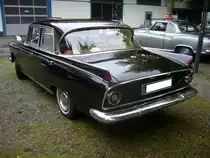 Heckansicht eines Borgward 2.3l. 1960 - 1962. Borgwardtreffen an der Essener Dampfe am 25.08.2013.
