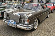 Mercedes-Benz W111 bei der 24. Viersener Oldtimerrallye 2.6.2012