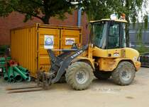 VOLVO L30 B Radlader mit Gabelzinken und Rundumleuchte in Herten am 30,08,2013