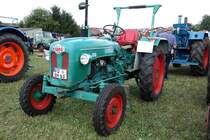 Kramer steht bei der Oldtimerausstellung der Traktorenfreunde Mackenzell im September 2013