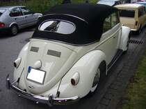 Hecksansicht eines 1958´er Kfer Cabriolet. Oldtimertreffen Kokerei Zollverein am 01.09.2013.