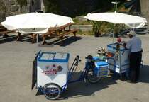  Eisrad mit Hnger , gesehen am Hochrhein, Juli 2013