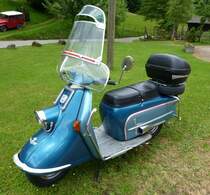 Heinkel Tourist, gepflegte Erscheinung des berhmten Motorrollers, gesehen im Schwarzwald, Juni 2013