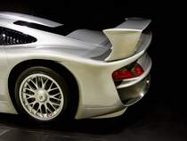 Porsche 911 GT1 Strassenversion. Detailaufnahme: Porsche Museum 30.11.2012