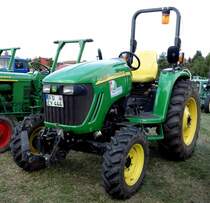 John Deere 4520 gesehen bei der Oldtimerausstellung der Traktorenfreunde Mackenzell im September 2013 