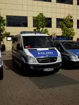 Ein Mercedes Benz Sprinter der Polizei am 21.09.13 auf der IAA  