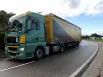 MAN TGX18.440 der Sped.Gartner, nutzt am Weg zur sterr. Betriebsttte eine kurvige Bundesstrae; 130917